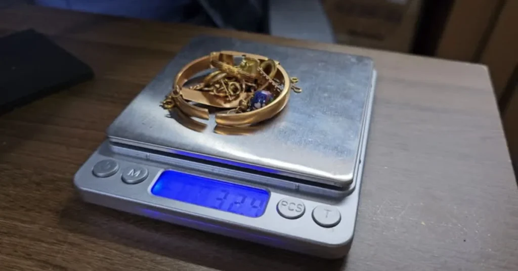 Weighing scrap gold jewelry