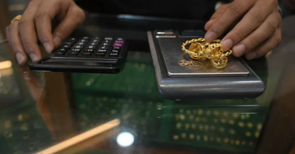 Weighing scrap gold jewelry